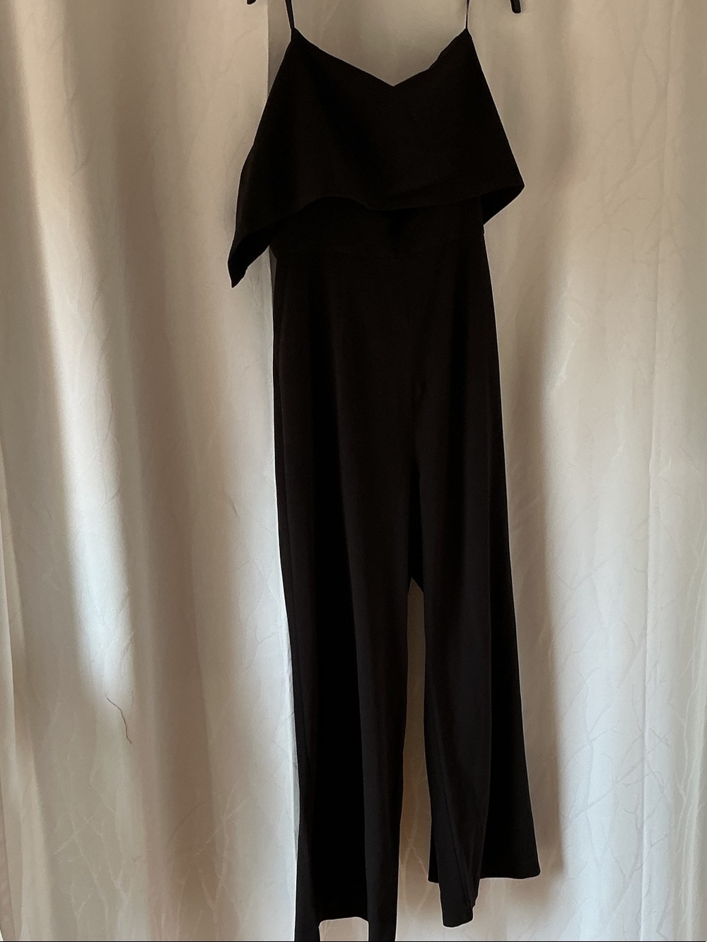 Eliza J Black over the shoulders -Strap Wide-Leg Jumpsuit